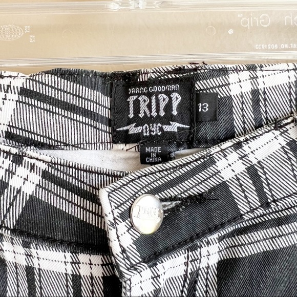 Tripp NYC Black & White Plaid Skinny Pants Size 13 - Picture 6 of 8